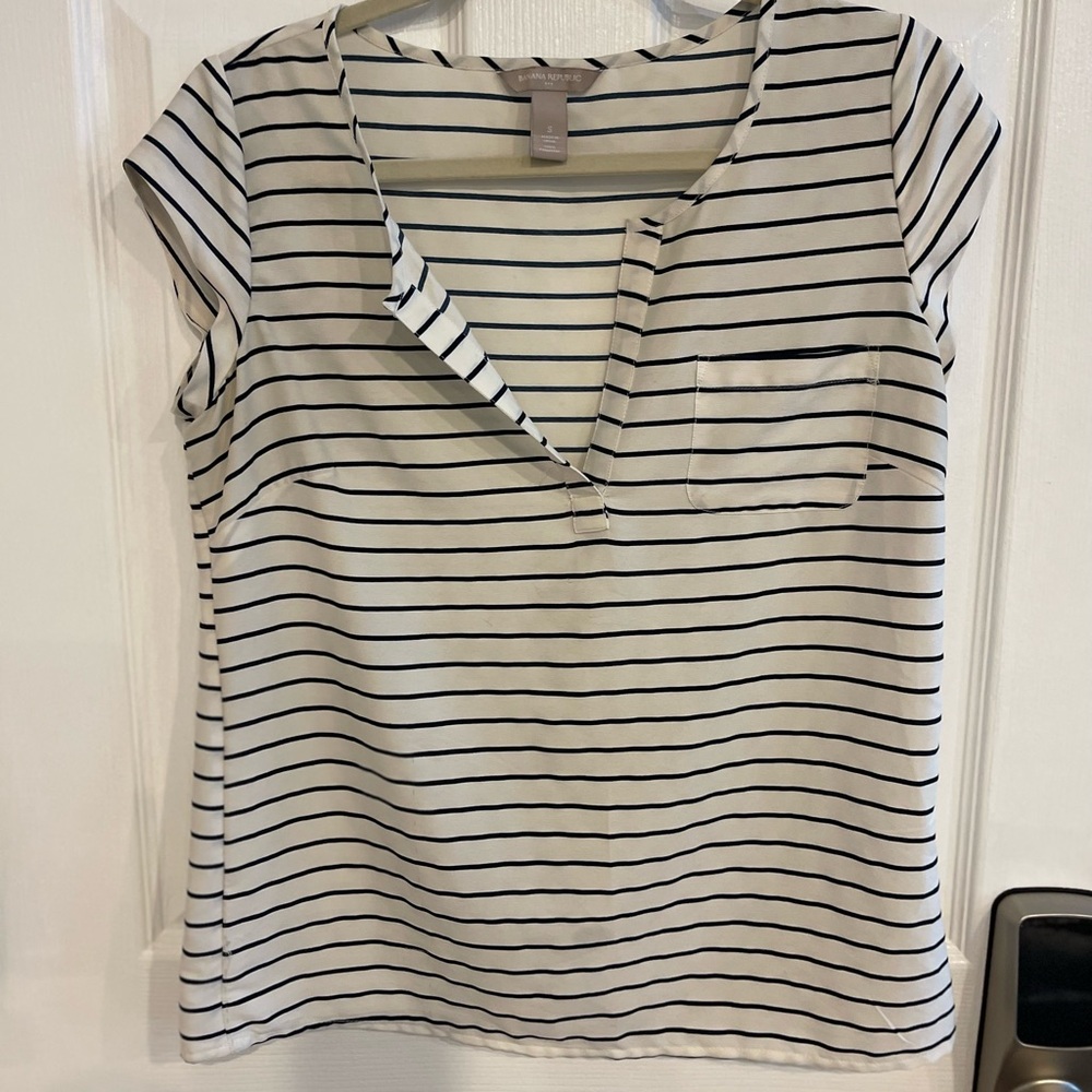 White and Navy Blue Fitted Blouse
